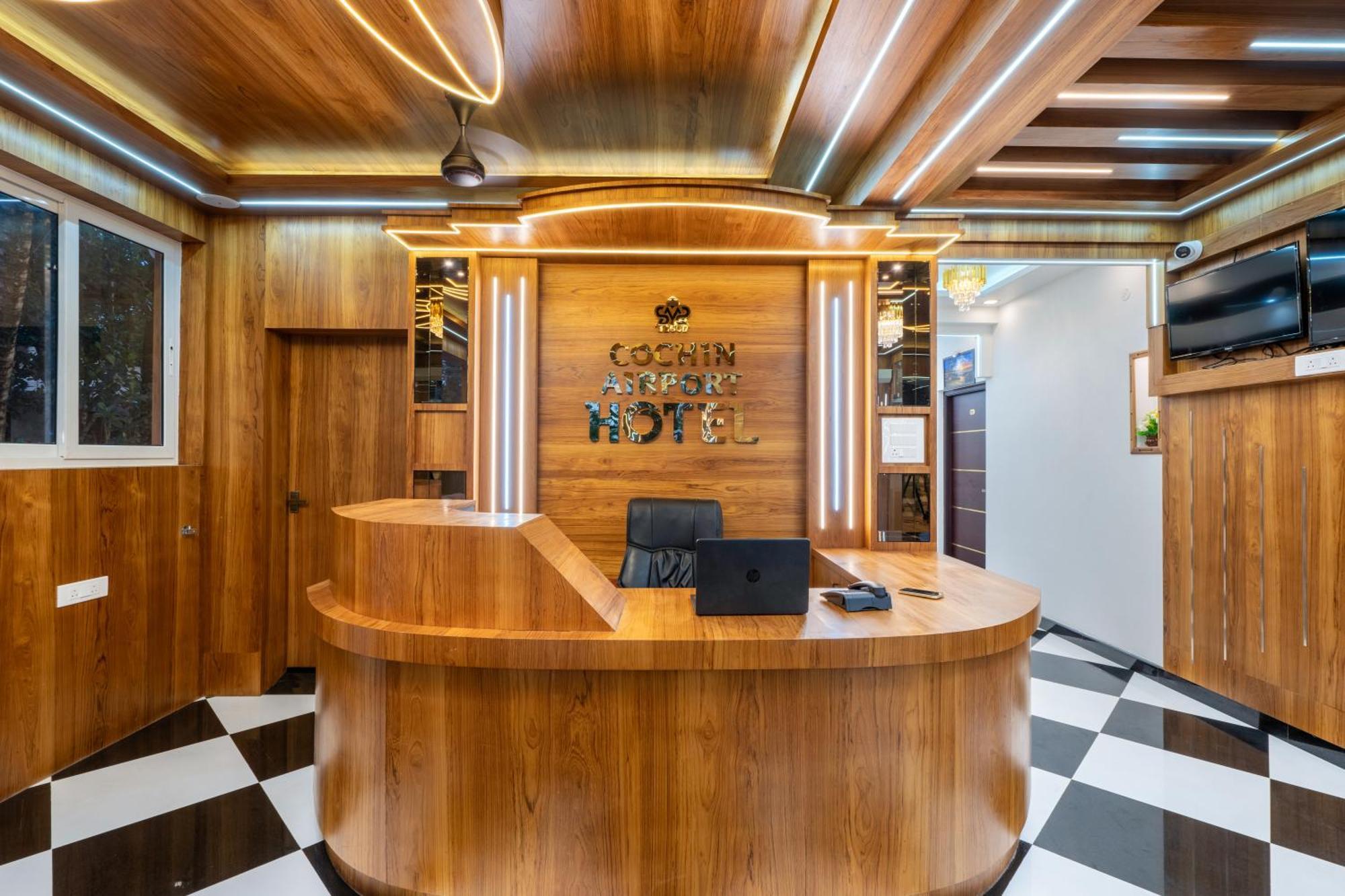 Cochin Airport Hotel Kochi Extérieur photo