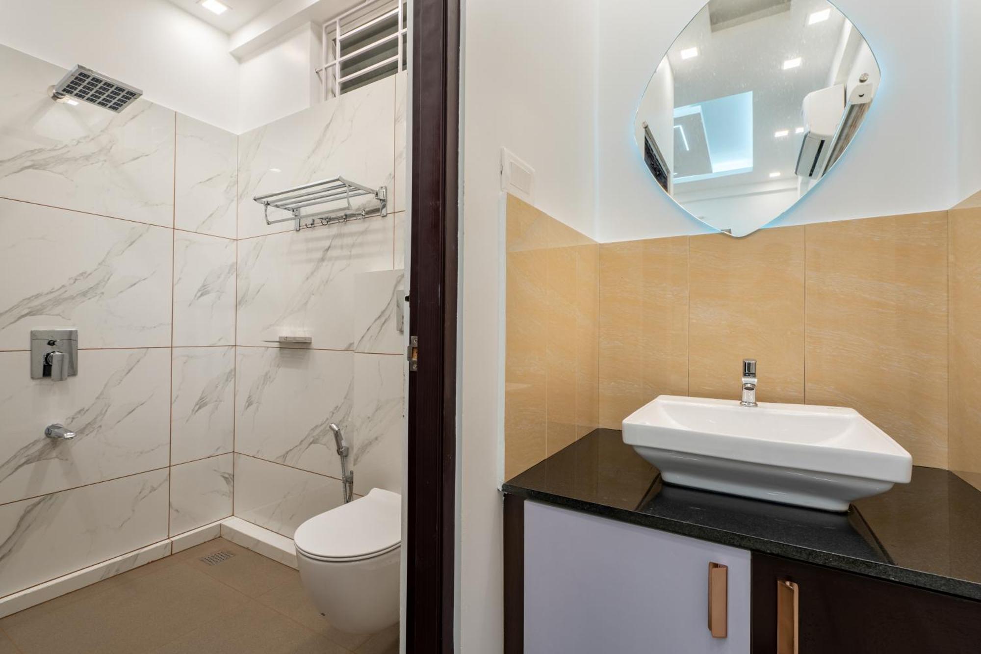 Cochin Airport Hotel Kochi Extérieur photo